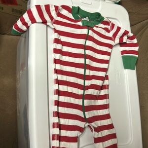 Hanna Andersson toddler Christmas pajamas